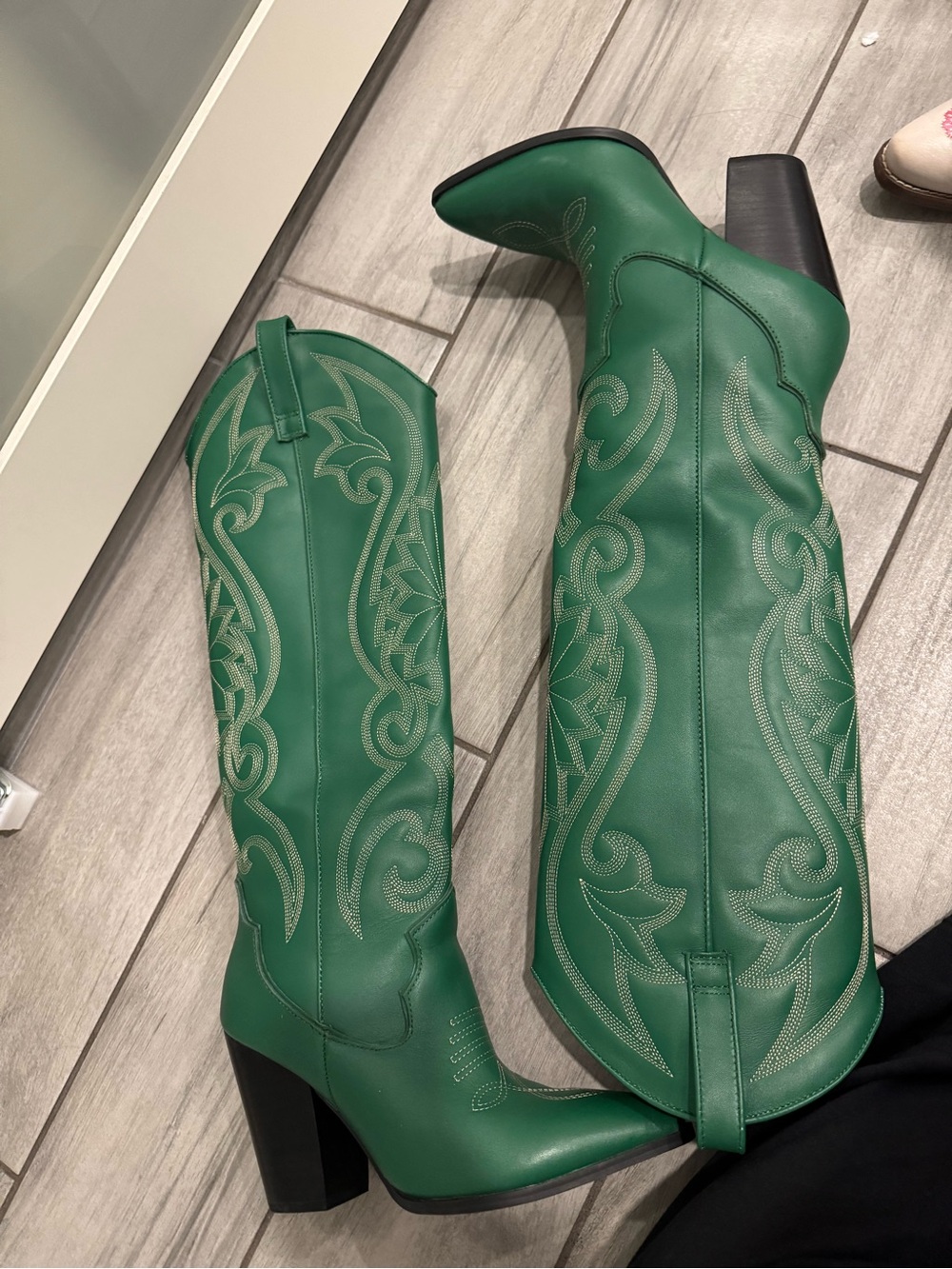 steve madden cowgirl boots